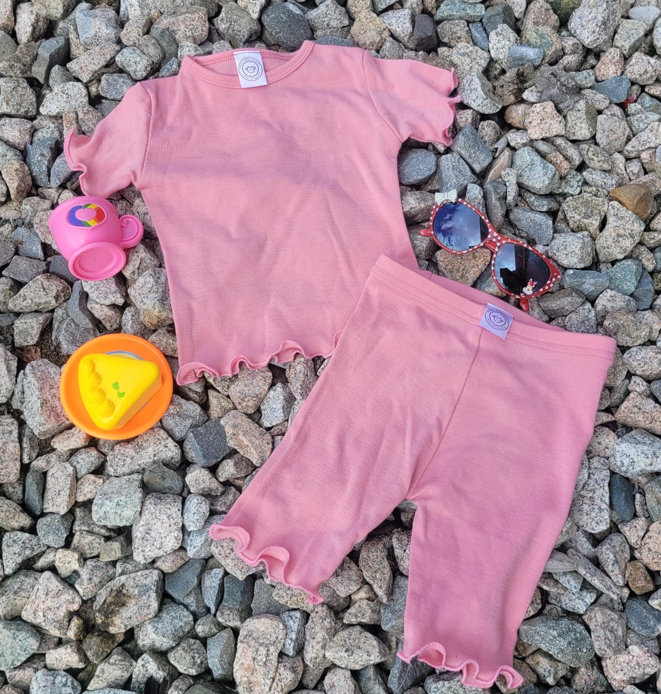 100% Merino Wool Playful Set in Pink (Short Sleeve)