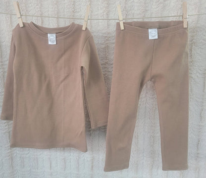 Earth Soft Mid Weight Ribbed Base Layer In Teddy Bear